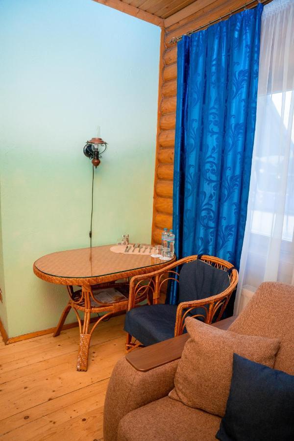 Gostiniy Dvor Non-Stop Hotel Kherson Exterior photo